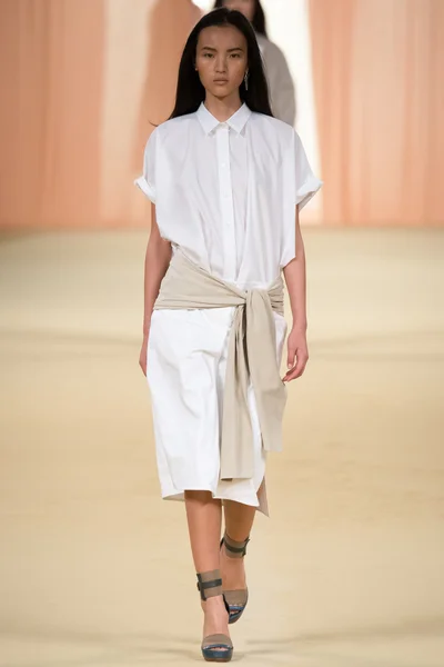Look 9